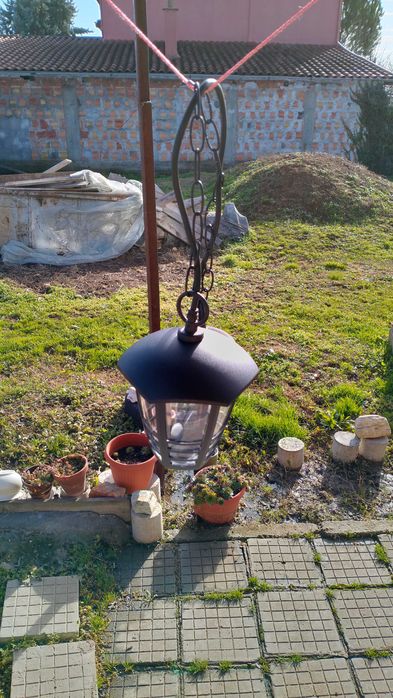 Продавам  градинска фенер