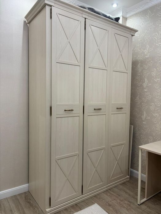 Продам платянной шкаф