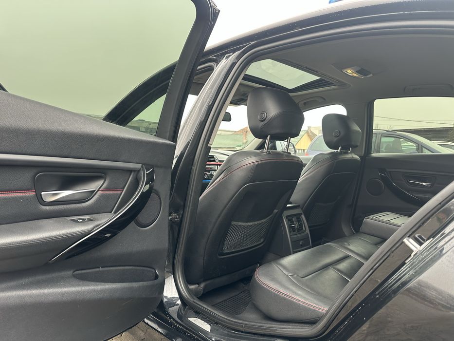 BMW 320d, Automat,M pachet,Euro 6, Navi mare, Piele, Head up, Xenon