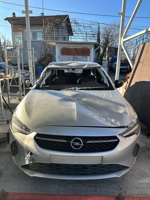 Opel Corsa F-2022г- 1.2 , 75kc на Части