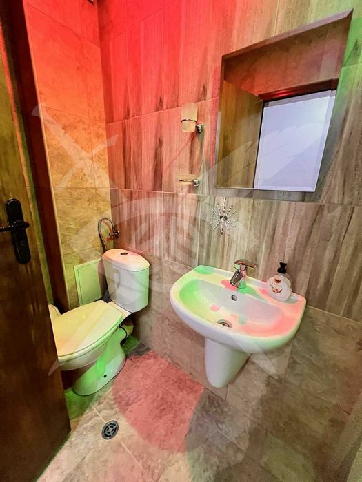 Продава се Двустаен апартамент в Варна, Окръжна болница - 63 кв.м за 8 €/кв.м - Снимка #3