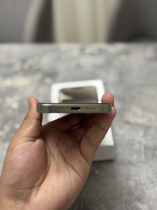 IPHONE 15 pro, 256 gb