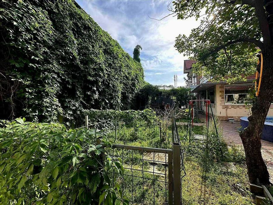 Под бизнес, офис, учеб центр, детсад. Ор-р: Азербайджан ценр, аэропорт