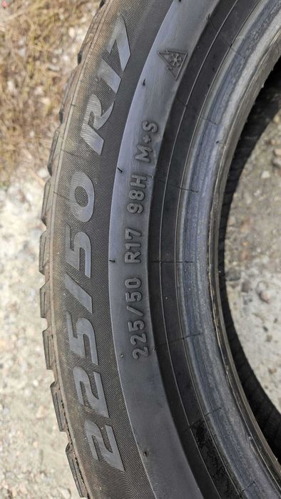 225/50 R17 • Iarna • Pirelli Sottozero 3 MO 98H XL | 4 buc | DOT 2023 | Pret/buc