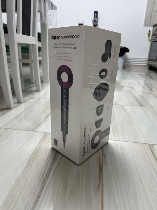 Dyson  Supersonic H008 pink