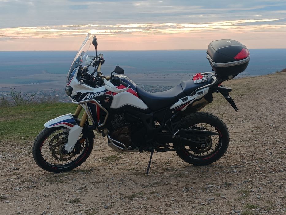 Motocicleta Honda AfricaTwin 1000 DTC  automat