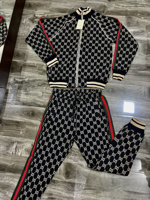 Trening Bărbați  Măsuri disponibile S/M/L/XL/XXL