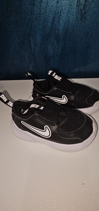 Nike negri marimea 22