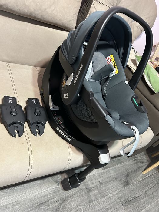 Scoica Auto MAXI-Cosi Pebble 360+adaptori pentru carut