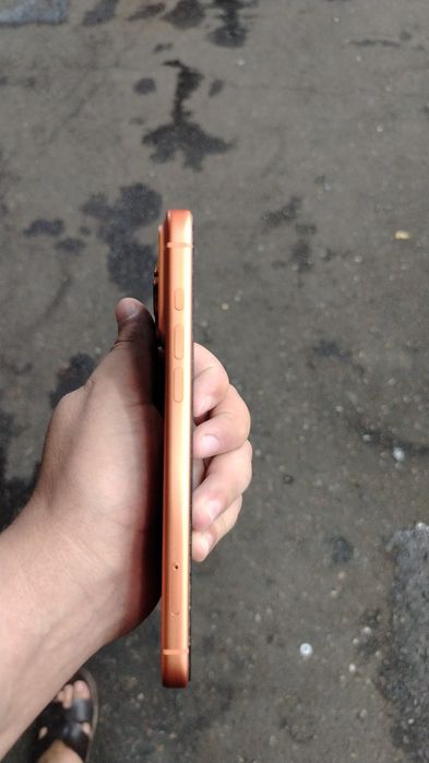 iPhone 17 pro max orange