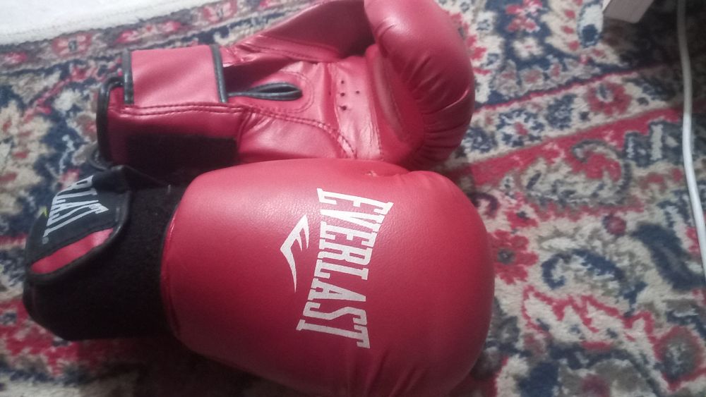 Боксерсие перчатки