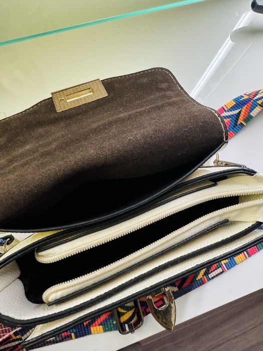 Дамска чанта