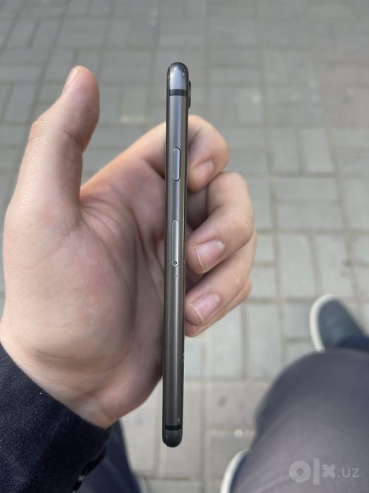 iPhone 8 sotiladi
