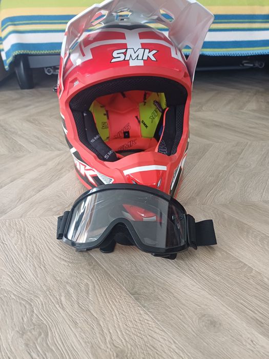 Vand casca pentru atv