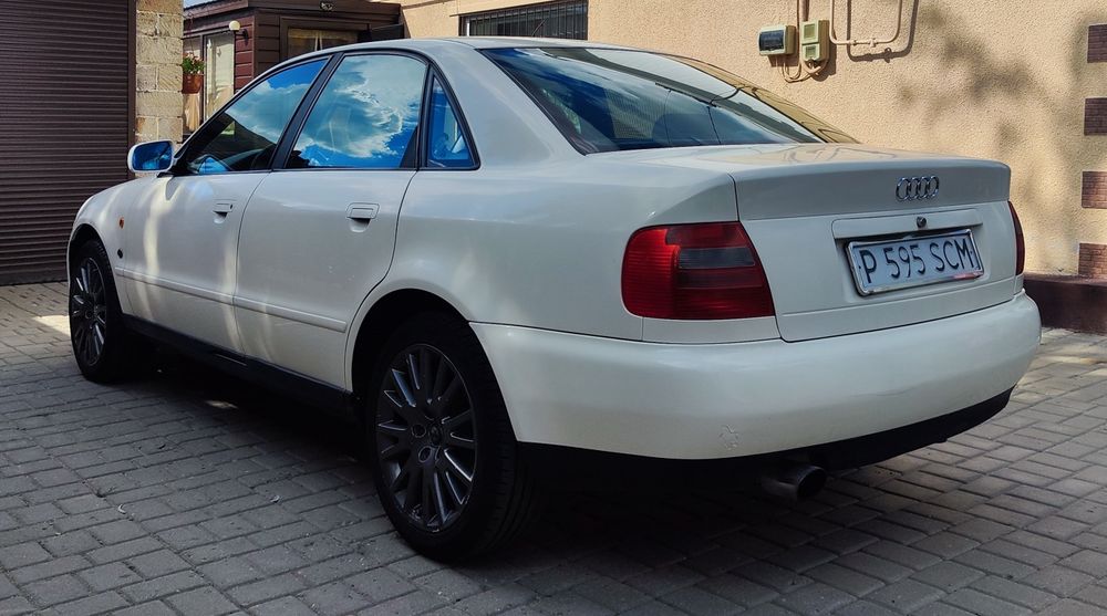 Продаю Audi A4 (B5)