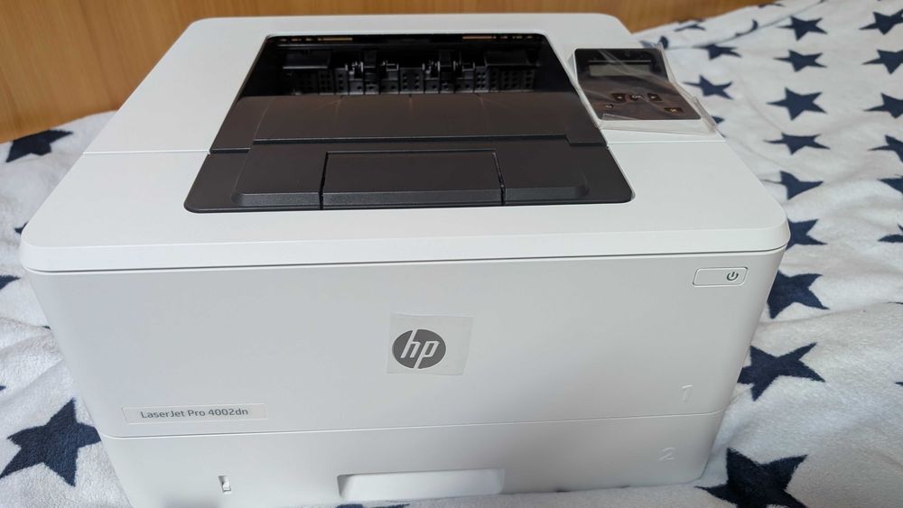 Imprimantă laser HP Laser Jet Pro 4002dn - Stare Impecabilă (Ca Nouă)