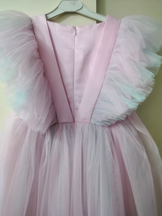 Красивое платье для девочки