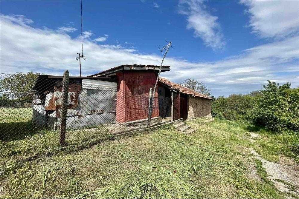 Продава се Парцел в с. Обретеник, Област Русе - 770 кв.м за 20 €/кв.м - Снимка #1