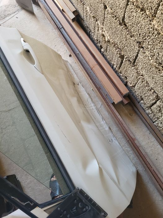 Дверь Hyundai Accent с дефектом