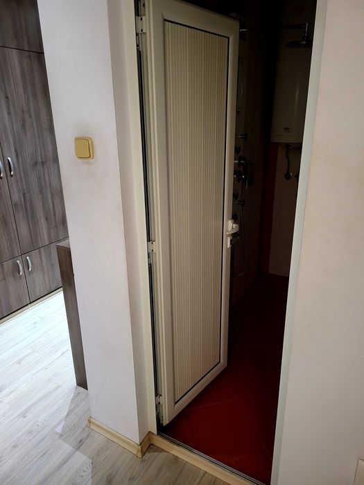 Дава се под наем Тристаен апартамент в Плевен, Идеален център - 74 кв.м за 331.5 € - Снимка #3