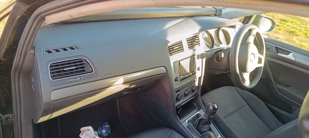 Dezmembrez VW Golf 7 1.6TDI Bluemotion 2015