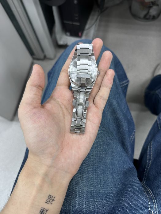 Продаю часы TISSOT PRX