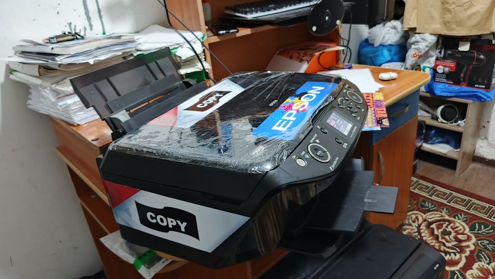 Epson 610 kopy-skanerli 6ta rangli idialni ishlidi zaprafka qilingn ta