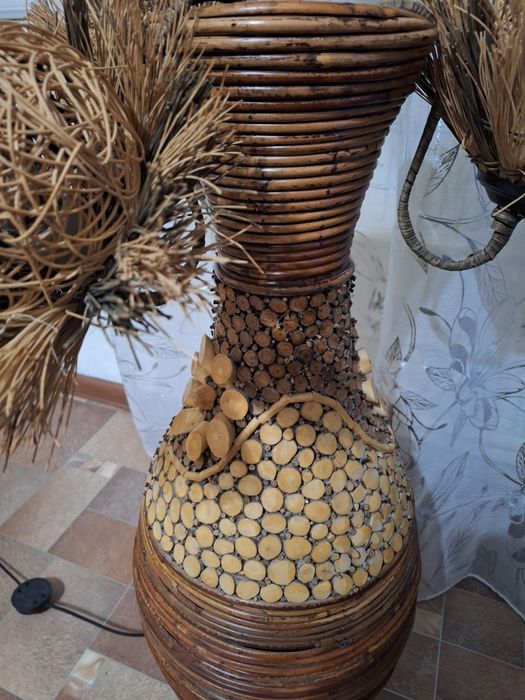 Очень красивый светильник.