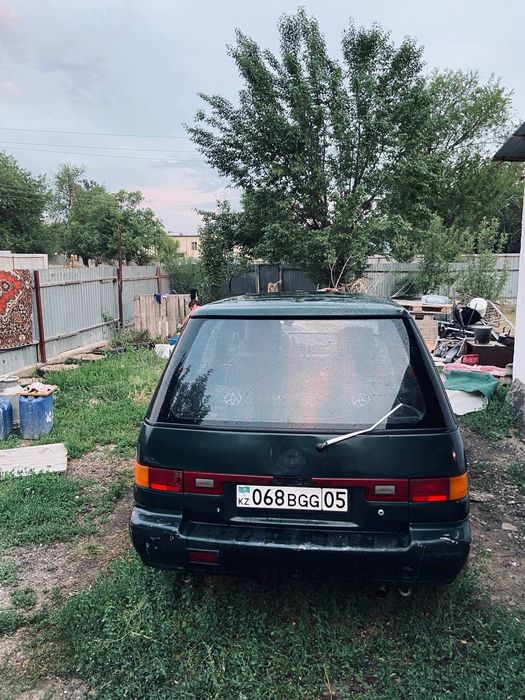 Nissan Prairie сатылат срочна