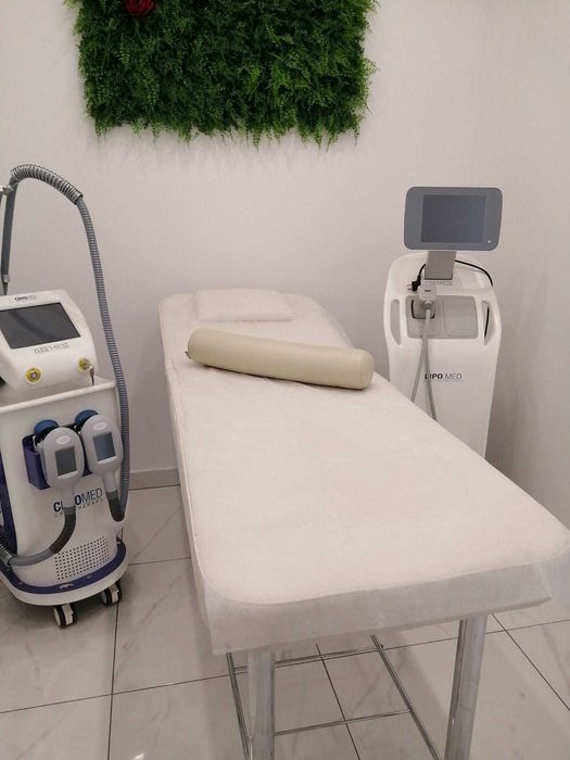 Vand aparatura estetica profesionala