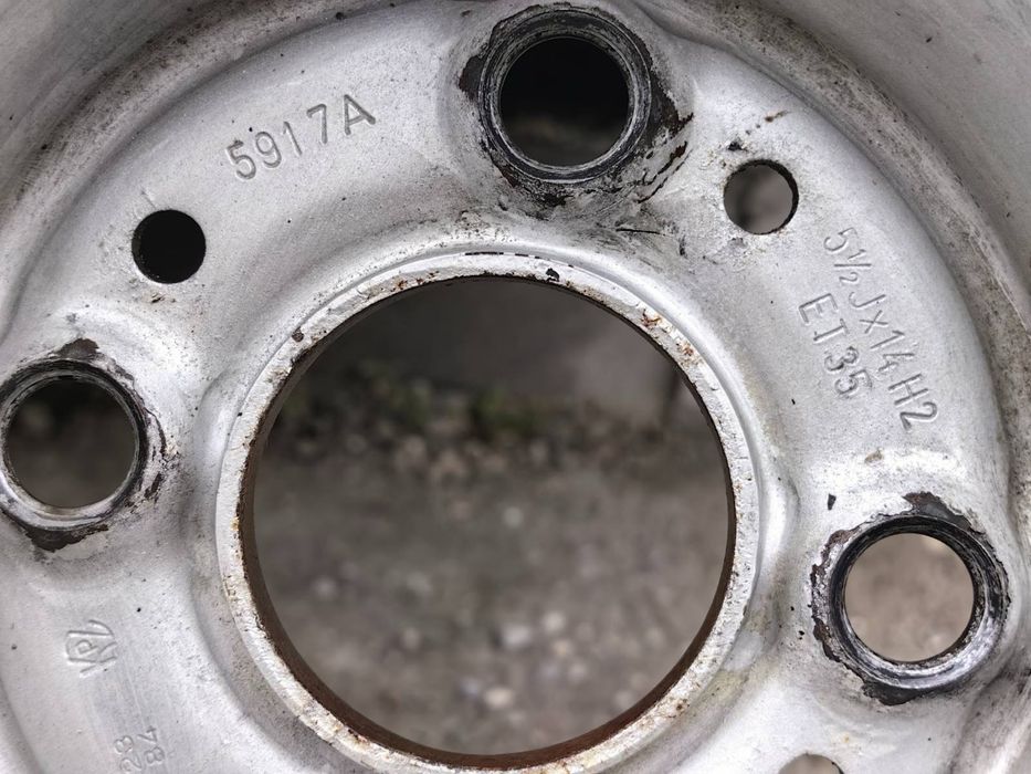 Зимни гуми с джанти 175/65 r14