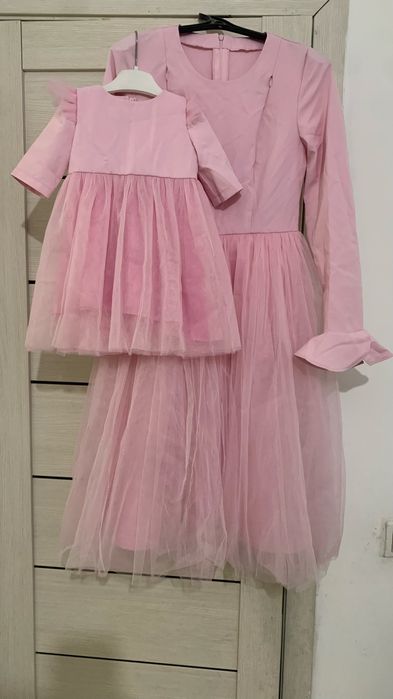 продаю платье мама и дочка