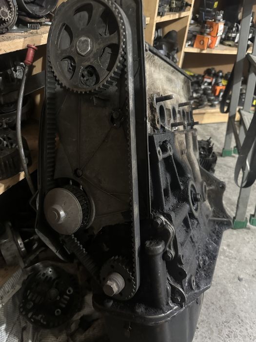 Продам мотор без нависного пасат 1.6