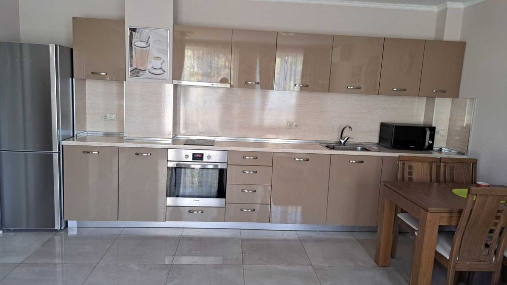 Дава се под наем Двустаен апартамент в Пловдив, Беломорски - 76 кв.м за 470 € - Снимка #1