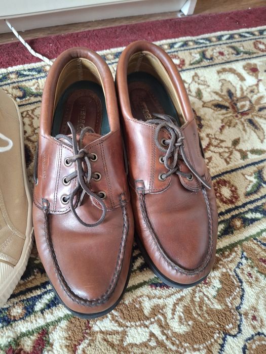 Обувь бренд адидас сербаго