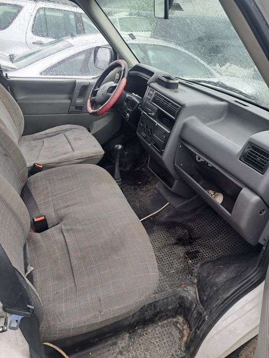 Фолксваген Т4 2.5 TDI  VW Transporter T4 2.5 TDI 102 hp САМО НА ЧАСТИ