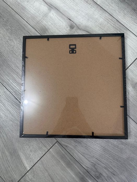 Ramă Foto Colaj „Primul Meu An” Bebe – 12 Poze, 30x30 cm