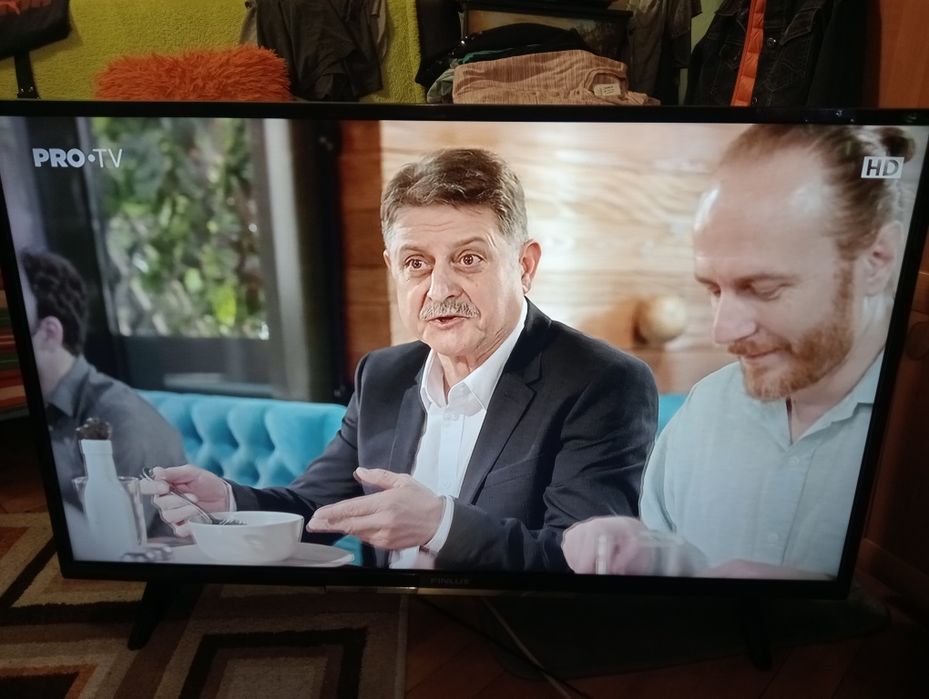 Smart LED TV Full HD German 108 si 130 cm Clasa AAA.Wi-Fi Youtube