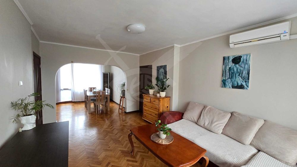 Дава се под наем Тристаен апартамент в Пловдив, Кючук Париж - 100 кв.м за 475 € - Снимка #1