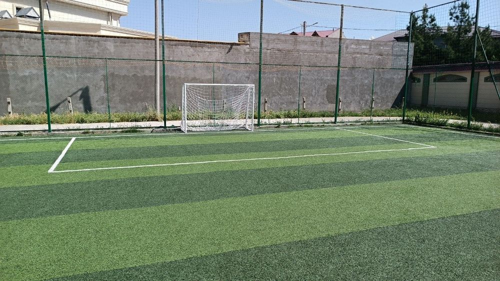 Futbol polya stadion arenda