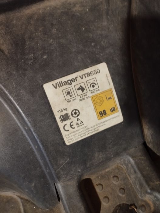 Tractoraș tuns iarba VTR 650