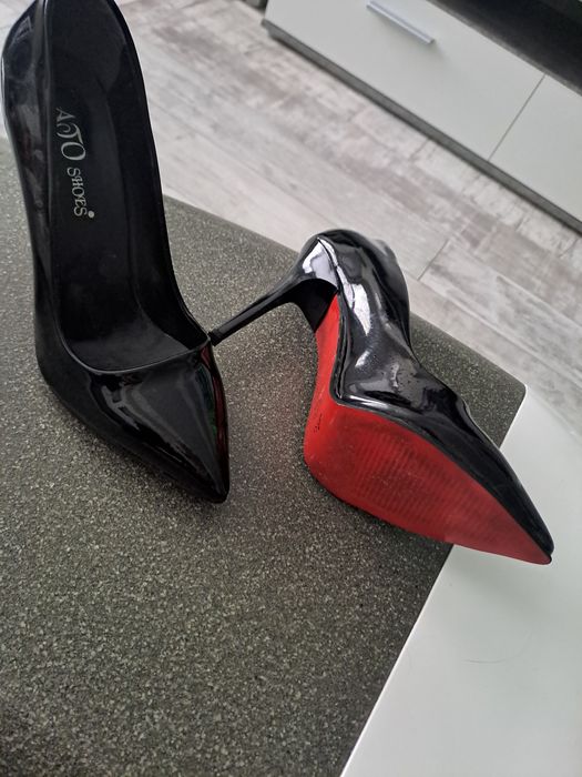 Елегантни обувки