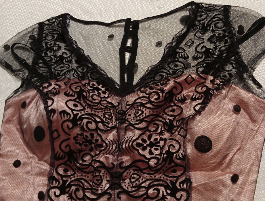 Rochie elegantă roz pudrat
