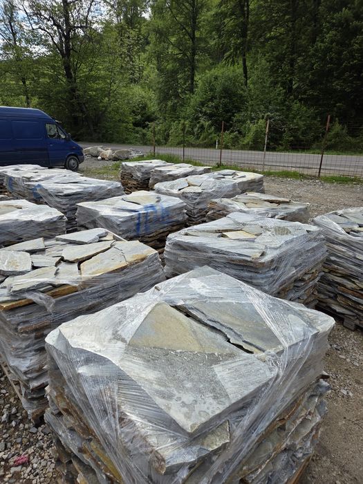 Piatră naturala de munte și decorativa Gazon