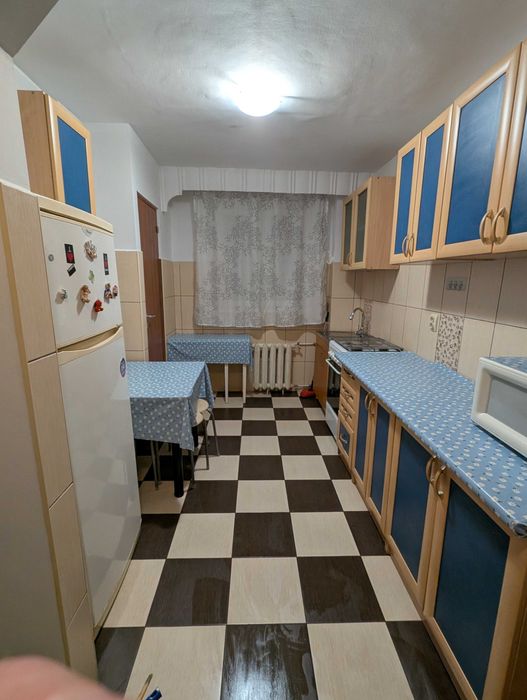 Proprietar ofer spre închiriere apartament cu 3 camere tip AN Rogerius