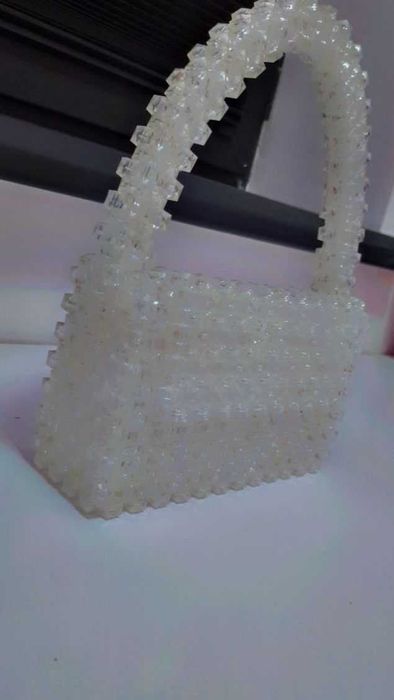 Сумка сотилади қўлда ясалган