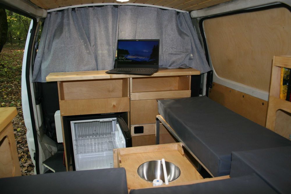 Toyota Hiace Кемпер