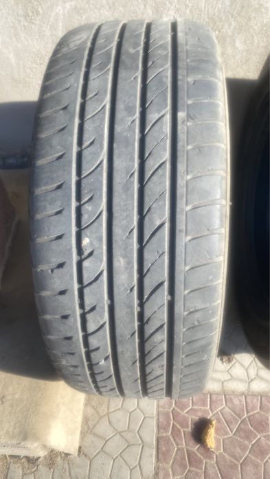 Летние шины б/у R18