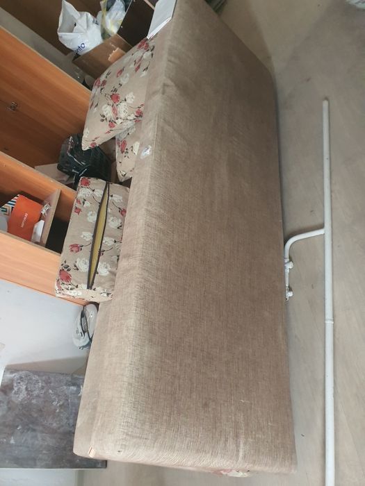 Продам стол компьютерный