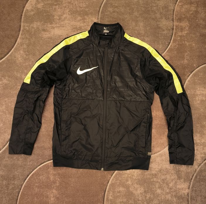 Nike яке ветровка М размер